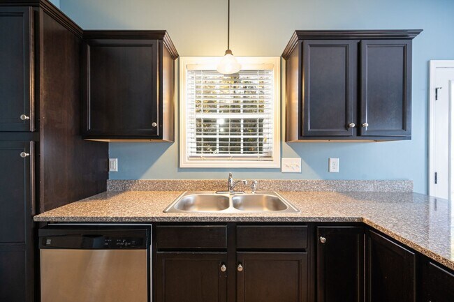 Foto del edificio - Charming 3BR House in Fort Mill