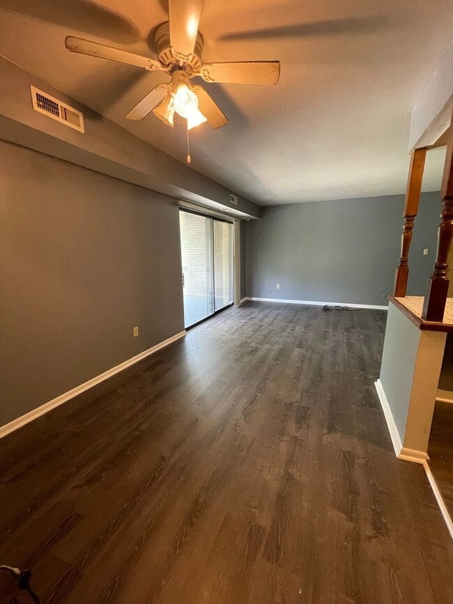 Foto del edificio - Fresh Updates! 1 Bed 1 Bath - Moon Twp