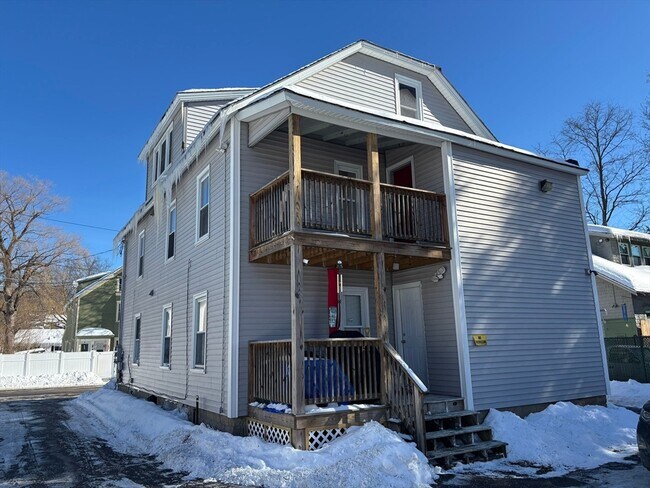 Foto del edificio - 68 Laurel St