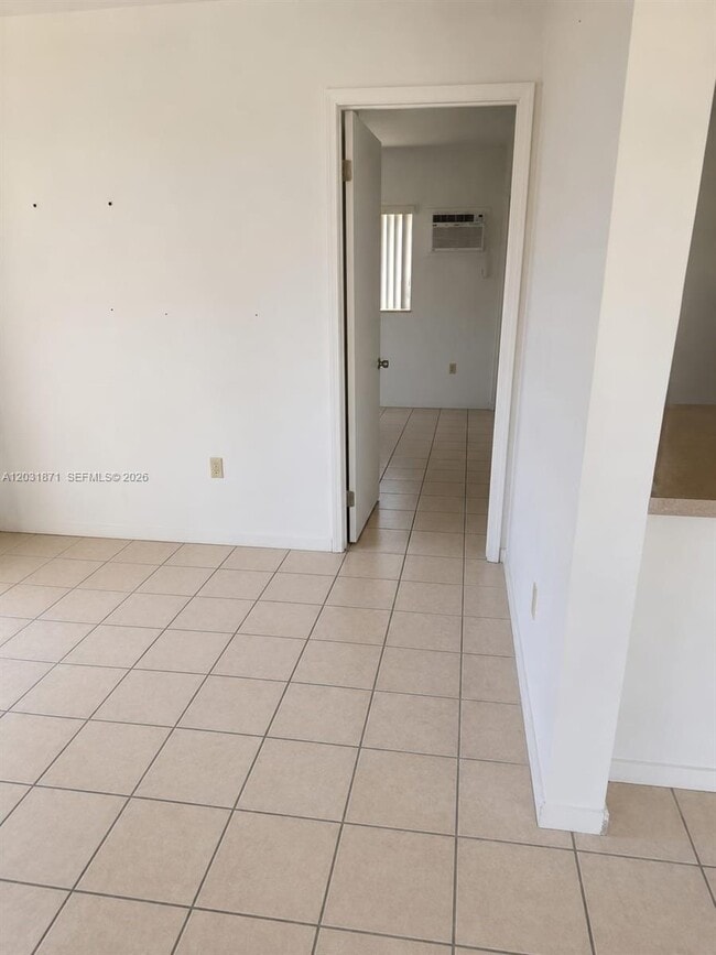 Foto del edificio - 8935 SW 28th St
