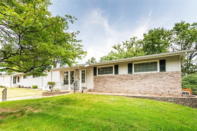 Building Photo - 10411 Antrim Dr