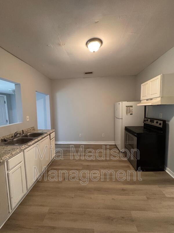Foto del edificio - 1423 Richards St