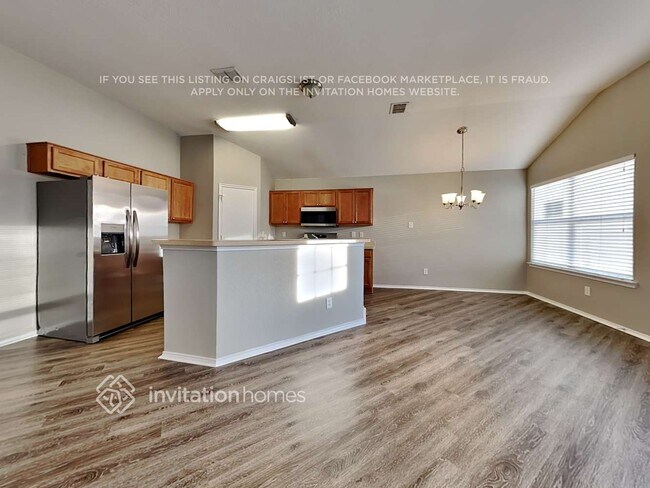 Building Photo - 6536 Manitoba St