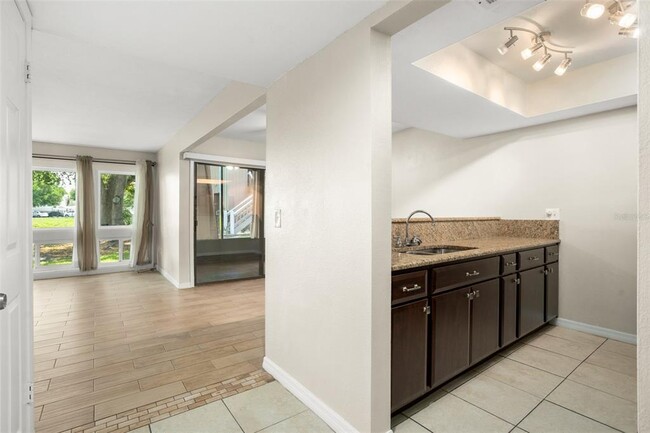 Foto del edificio - 5071 Eaglesmere Dr
