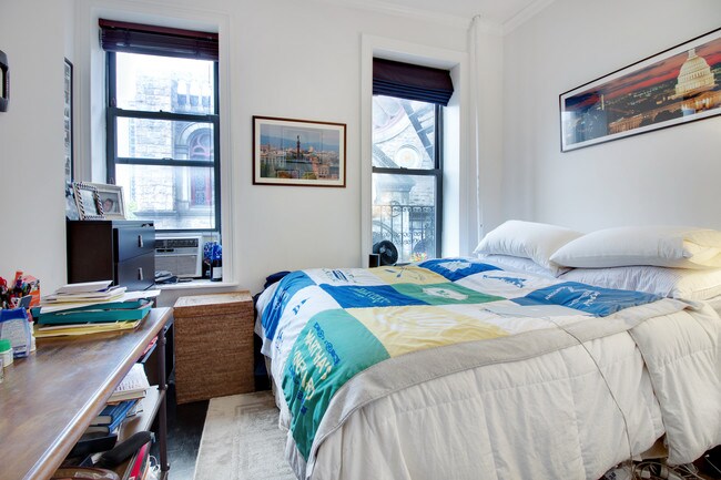 Foto del edificio - 156 Sullivan St