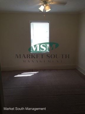 Foto del edificio - 3 br, 1 bath House - 122 Gilbert Avenue