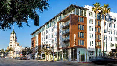 Building Photo - Modera Hollywood