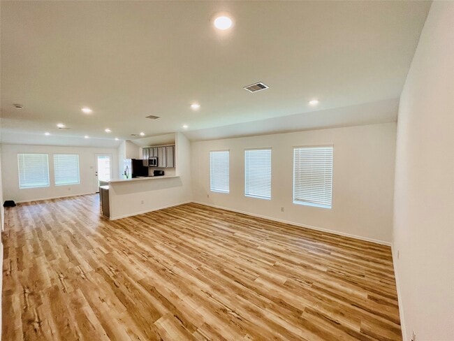 Building Photo - 5523 Knox Lndg Dr