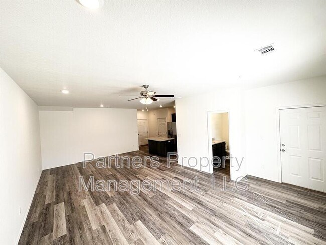 Foto del edificio - 875 S Amarillo Ave