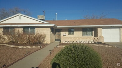 Building Photo - 10021 Suez Dr