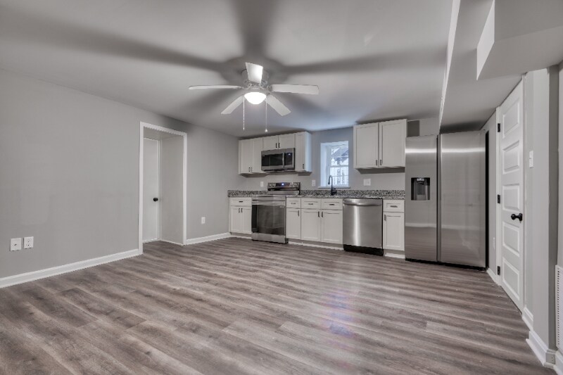 6722 Brentwood Ave Unit B1, Dundalk, MD 21222 Room for Rent in