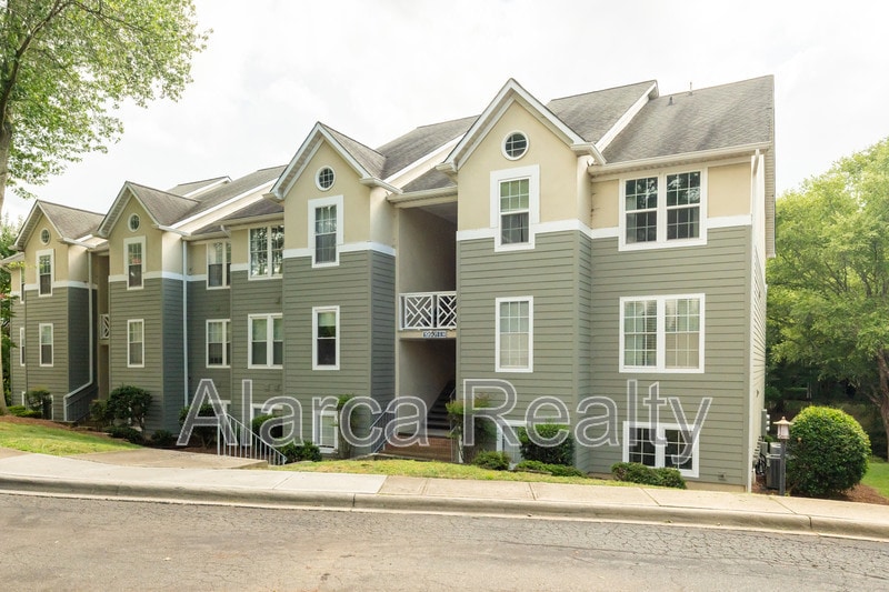 Photo - 19901 Henderson Rd