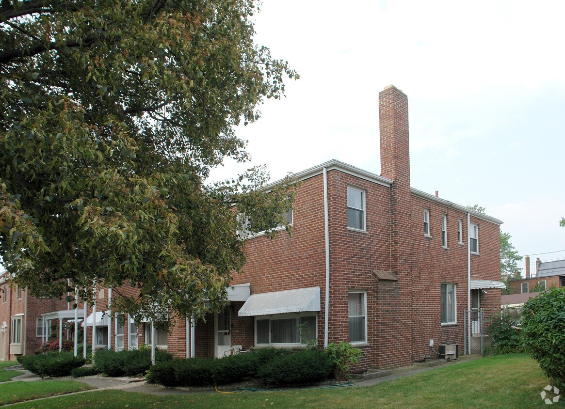Building Photo - 1639-1645 Westwood Ave