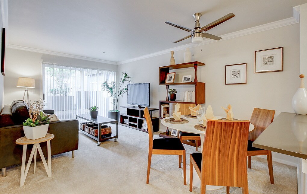 Ellington at Bellevue 11200 NE 11th St Bellevue, WA Apartments for