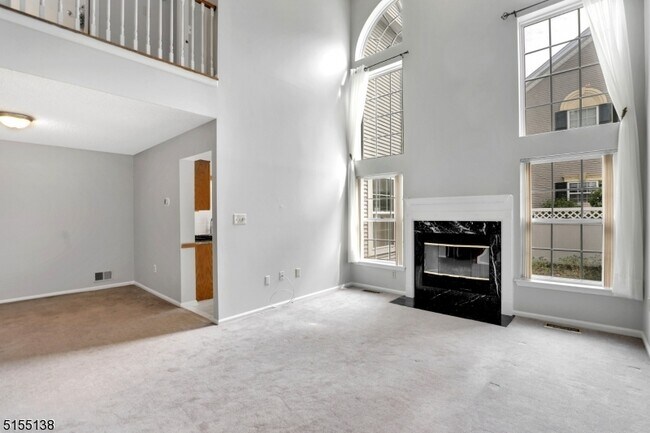 Building Photo - 87 Heritage Ct