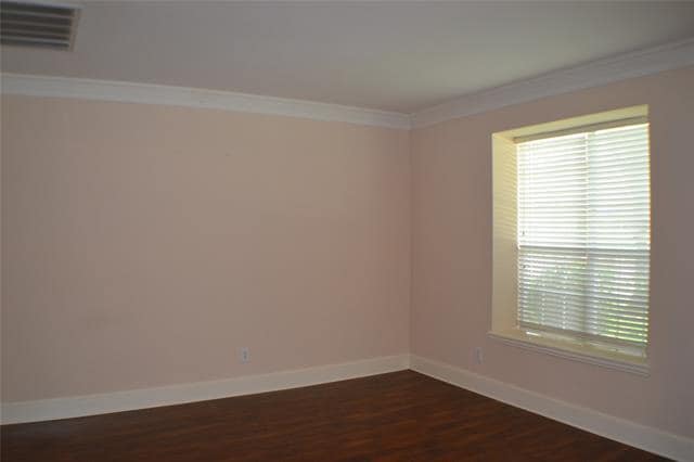 Building Photo - 4445 Lone Tree Dr