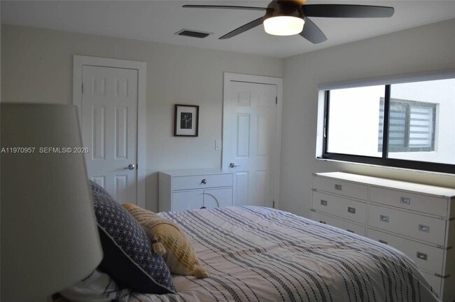 Foto del edificio - 4708 SW 67th Ave