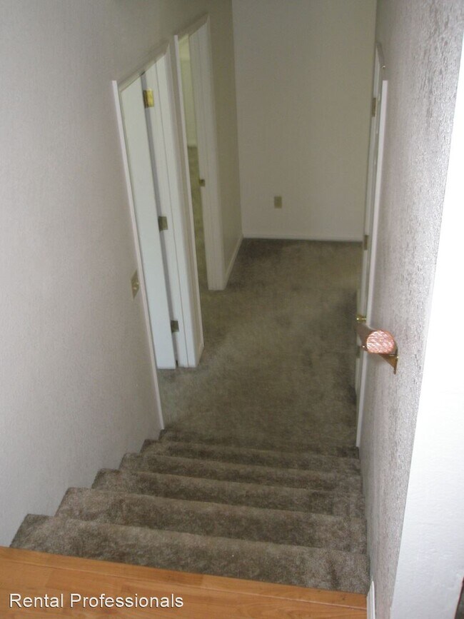 Foto del edificio - 4 br, 2 bath House - 3504 Golden Valley