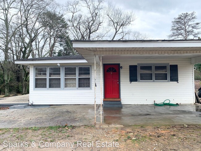 Building Photo - 653 Taylorsville Rd