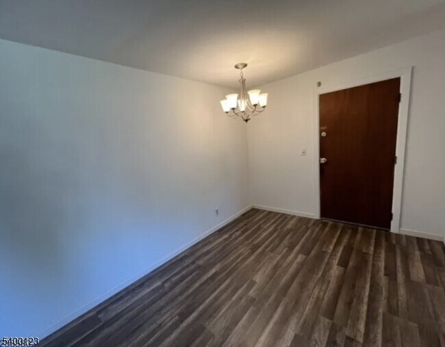 Foto del edificio - 401 US-22