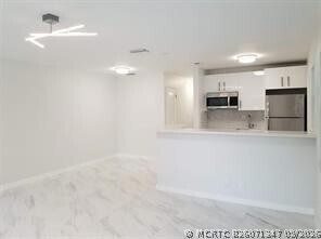 Foto del edificio - 2408 NE 4th St
