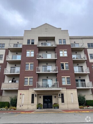 Building Photo - 9440 S 51st Ave