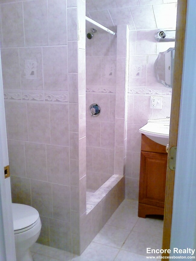 Building Photo - 1778 Commonwealth Ave