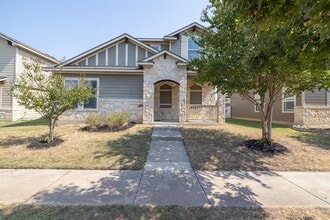 Building Photo - 1704 Willow Vista