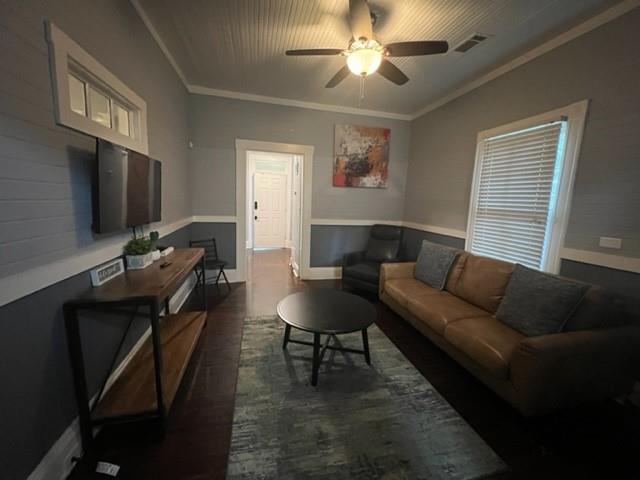 Building Photo - 1928 Meador Way SE