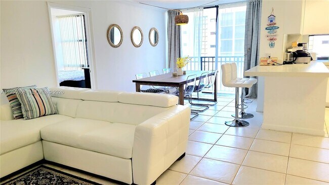 Photo - 16909 N Bay Rd Apartment