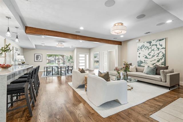 Foto del edificio - 5948 Melshire Dr