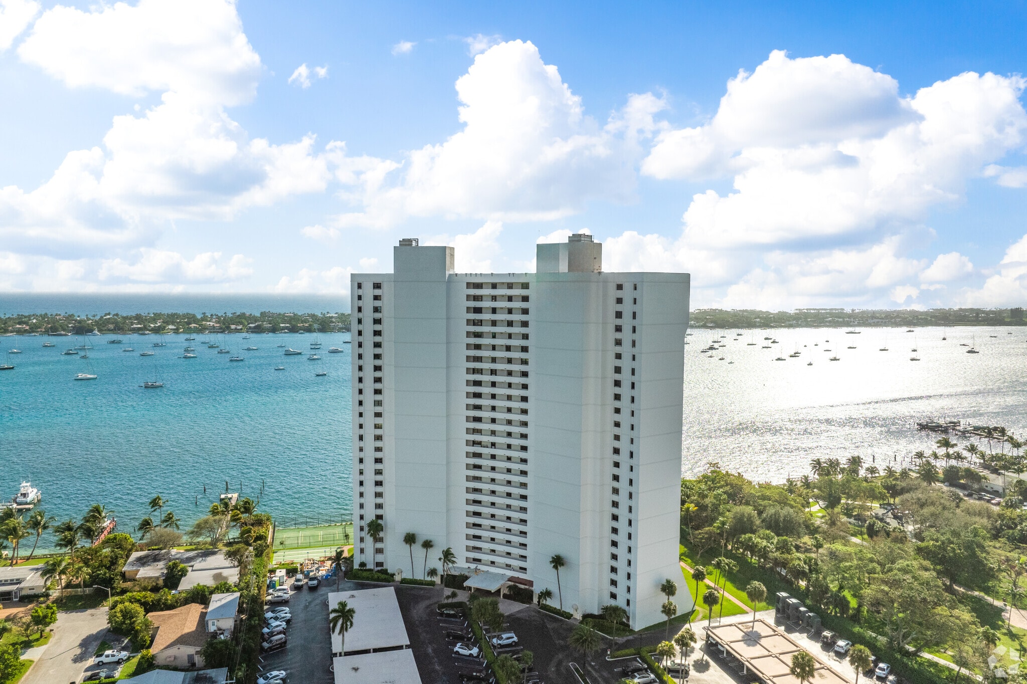 Placido Mar Condominiums