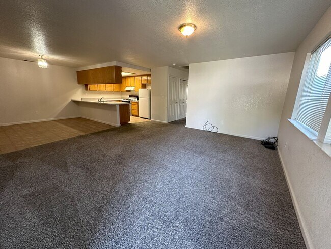 Foto del edificio - 515 Howard Ct
