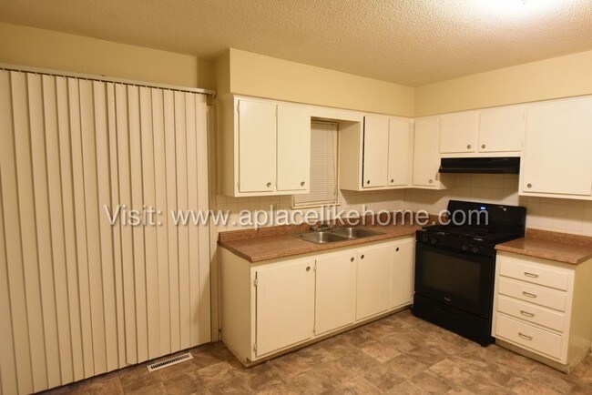Foto del edificio - 318 S 73rd Dr Kansas City KS 66111