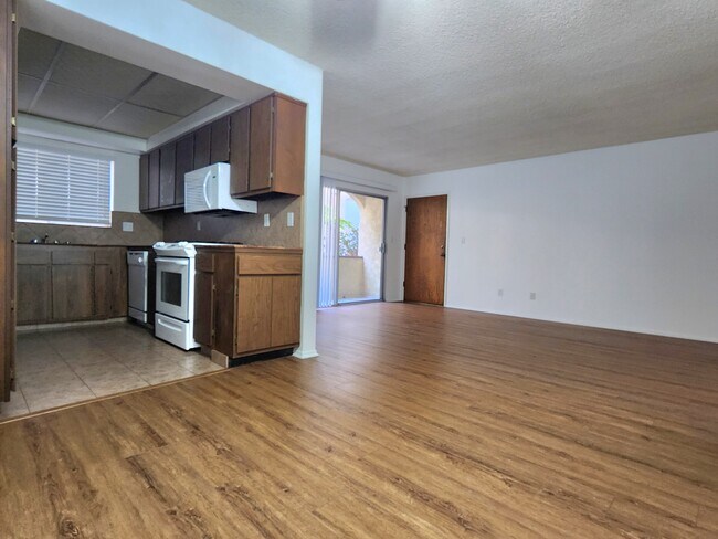 Building Photo - 1246 Euclid St