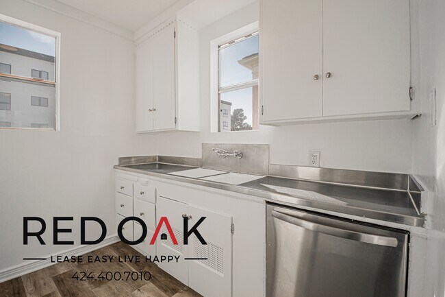 Foto del edificio - 5162 1/2 Clinton Ave-5162 1/2