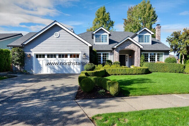 Building Photo - Charming  Cape Cod inspired in Tualatin