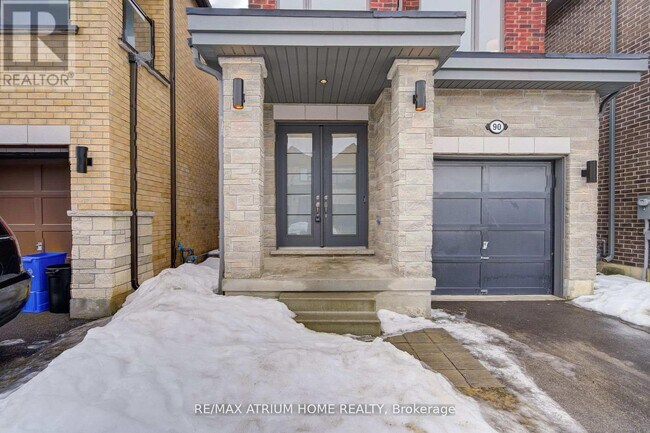 Building Photo - 90 Hesperus Rd