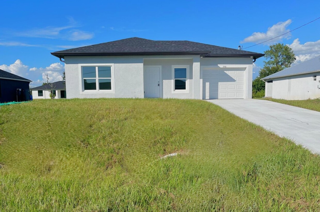 BRAND NEW 2/2/1- SW LEHIGH ACRES - BRAND NEW 2/2/1- SW LEHIGH ACRES