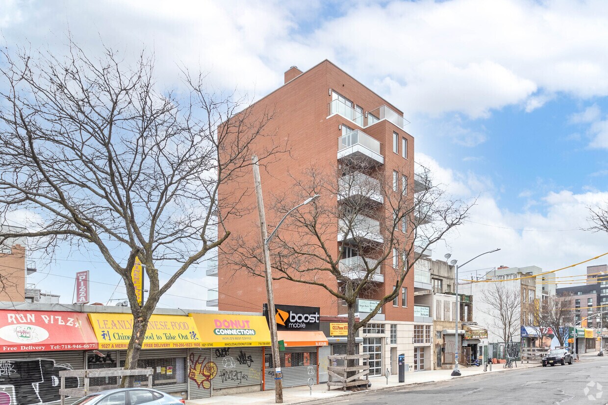 Building Photo - 1613 Mermaid Ave