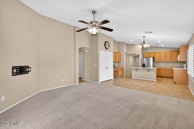 Building Photo - 42059 W Cheyenne Dr