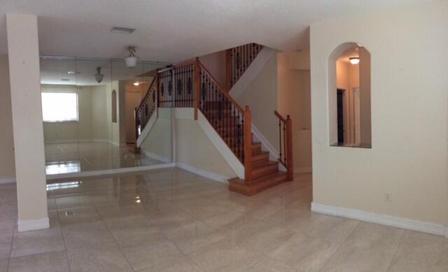 Building Photo - 2279 Shoma Dr