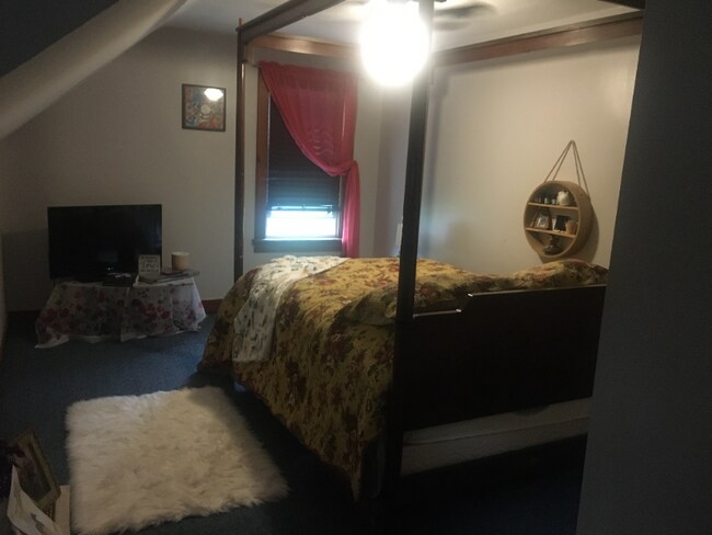 Foto del edificio - 4950 Elm St