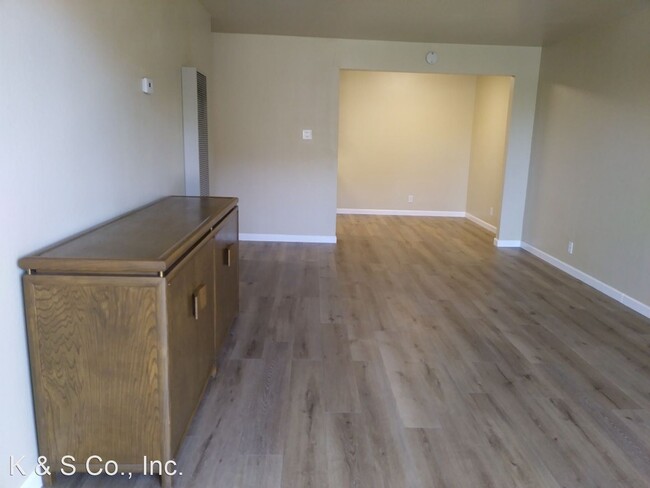 Foto del edificio - 2 br, 2 bath House - 1221 Brighton Avenue, #7