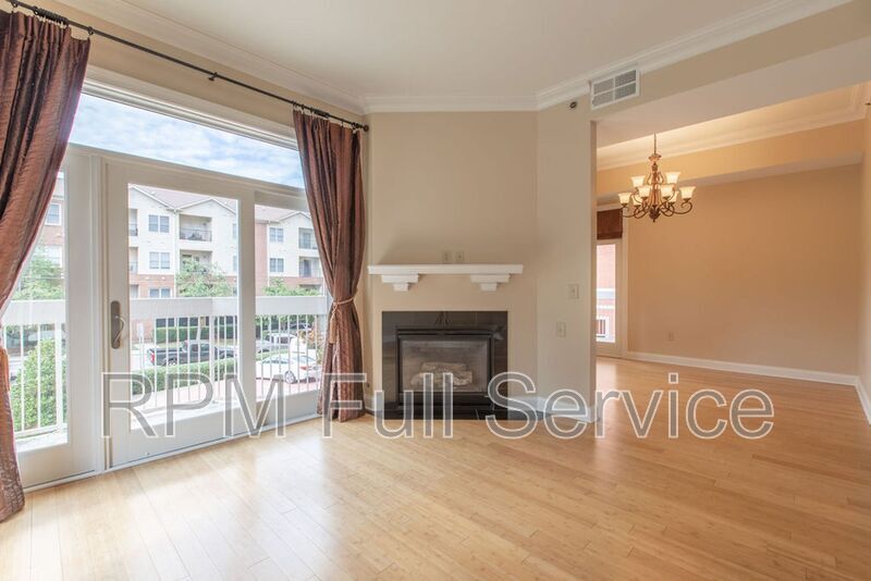 Photo - 110 31st Ave N