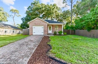 Building Photo - 10621 Oak Crest Dr