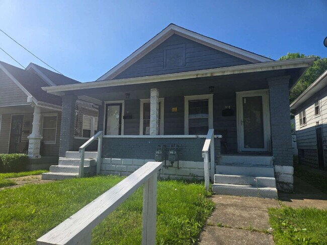 Foto del edificio - " Move in Ready!! 1-Bedroom Duplex with Ha...