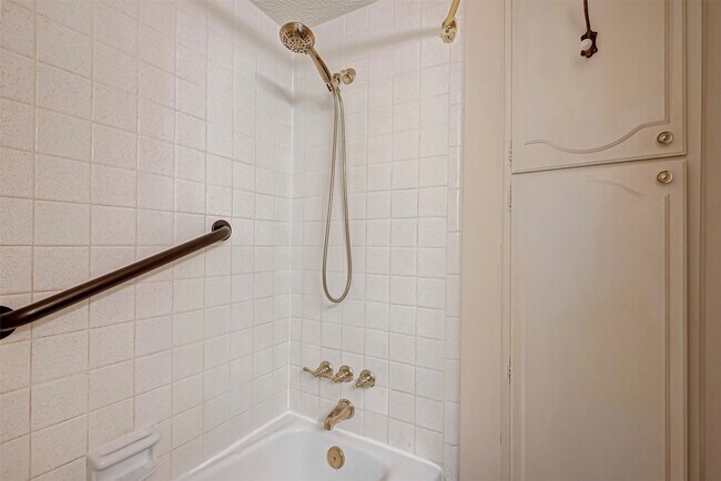 Foto del edificio - 478 N Post Oak Ln