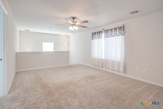 Building Photo - 324 Kenai Dr