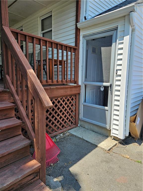 462 Metacom Ave Unit 2, Bristol, RI 02809 - Room for Rent in Bristol ...